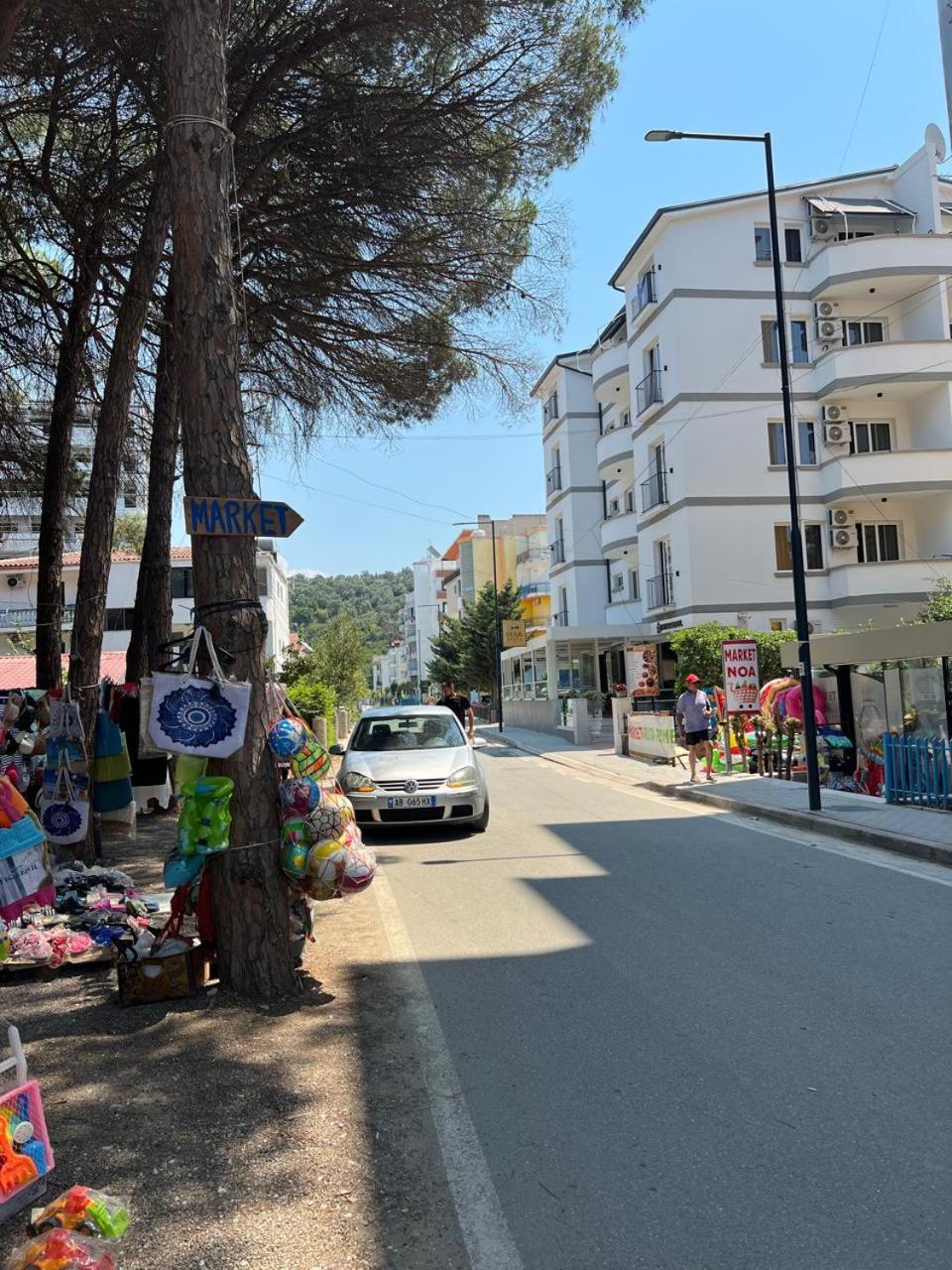 Star & Restaurant * Golem (Tirana)