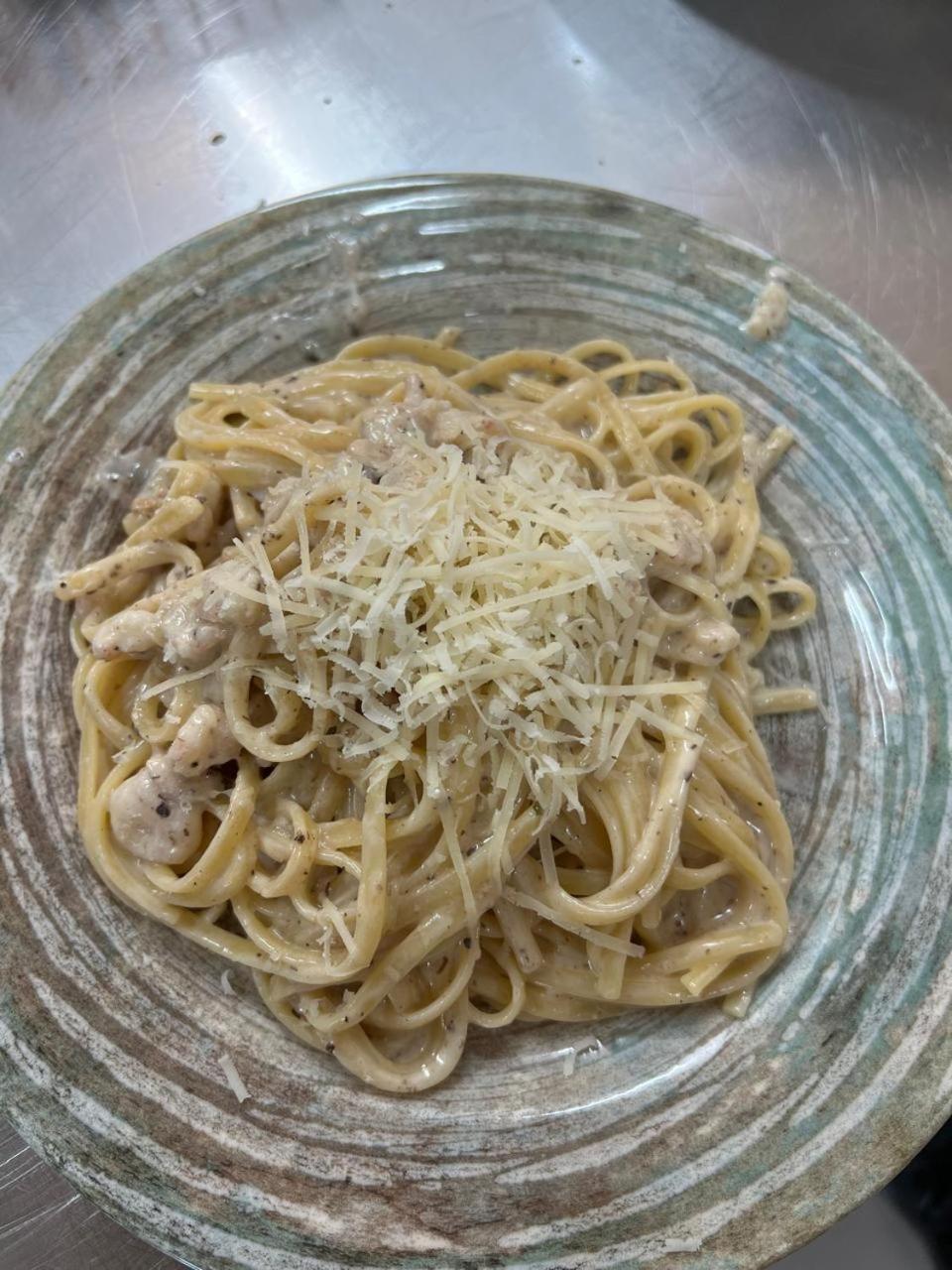Star & Restaurant * Golem